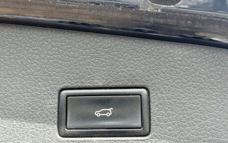 Volkswagen Touareg III, 2012 год, 1 750 000 рублей, 10 фотография