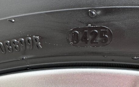 Toyota RAV4, 2022 год, 4 230 000 рублей, 3 фотография