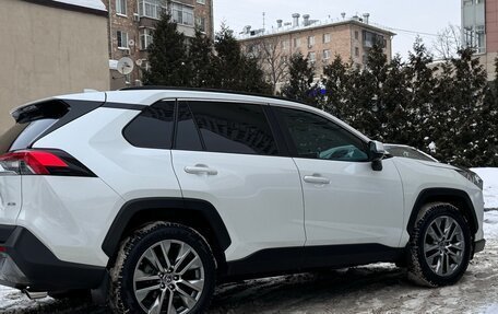 Toyota RAV4, 2022 год, 4 230 000 рублей, 21 фотография