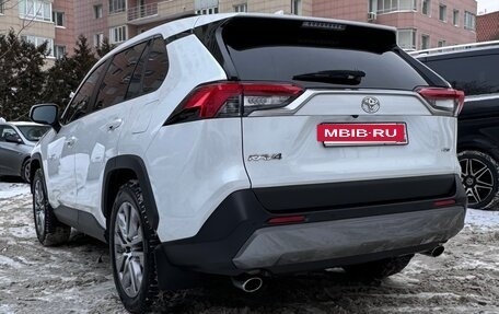 Toyota RAV4, 2022 год, 4 230 000 рублей, 19 фотография