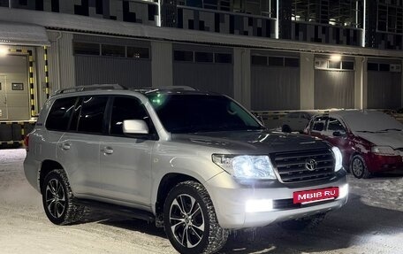 Toyota Land Cruiser 200, 2011 год, 2 990 000 рублей, 3 фотография