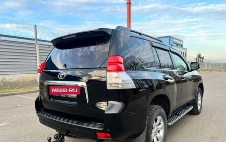 Toyota Land Cruiser Prado 150 рестайлинг 2, 2012 год, 3 000 000 рублей, 6 фотография