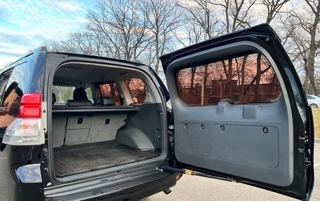 Toyota Land Cruiser Prado 150 рестайлинг 2, 2012 год, 3 000 000 рублей, 16 фотография