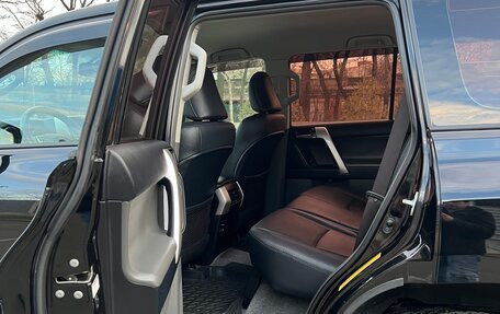 Toyota Land Cruiser Prado 150 рестайлинг 2, 2012 год, 3 000 000 рублей, 14 фотография