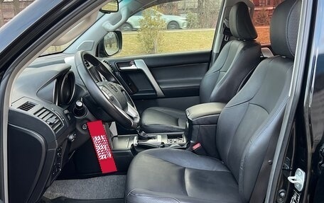 Toyota Land Cruiser Prado 150 рестайлинг 2, 2012 год, 3 000 000 рублей, 12 фотография