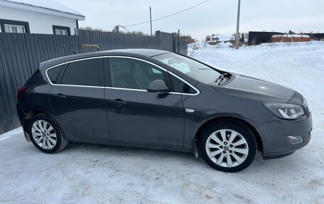 Opel Astra J, 2010 год, 430 000 рублей, 8 фотография