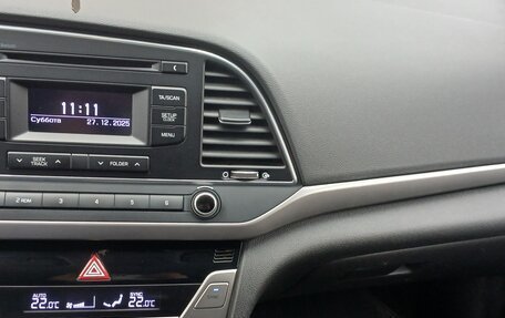 Hyundai Elantra VI рестайлинг, 2016 год, 1 365 000 рублей, 9 фотография