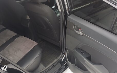 Hyundai Elantra VI рестайлинг, 2016 год, 1 365 000 рублей, 12 фотография