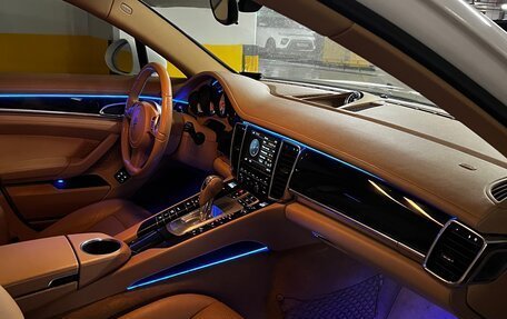 Porsche Panamera II рестайлинг, 2011 год, 3 190 000 рублей, 7 фотография