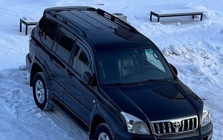 Toyota Land Cruiser Prado 120 рестайлинг, 2005 год, 2 250 000 рублей, 1 фотография