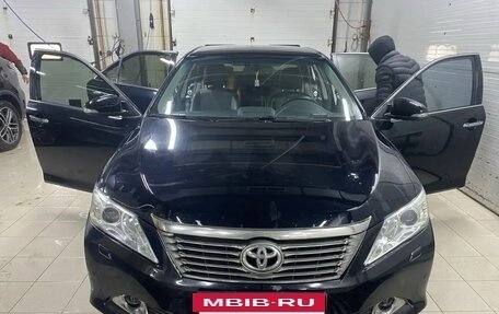 Toyota Camry, 2014 год, 2 290 000 рублей, 7 фотография