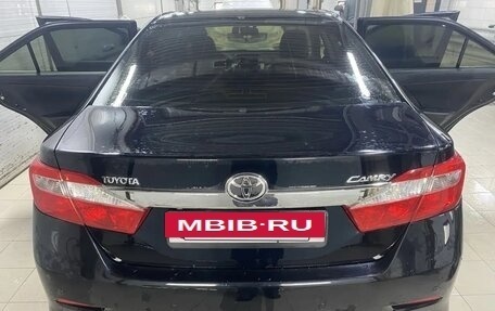 Toyota Camry, 2014 год, 2 290 000 рублей, 8 фотография