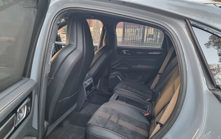 Porsche Cayenne III, 2022 год, 22 900 000 рублей, 11 фотография