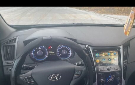 Hyundai Sonata VI, 2011 год, 1 150 000 рублей, 9 фотография