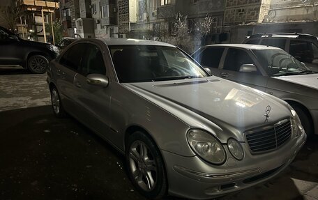 Mercedes-Benz E-Класс, 2002 год, 700 000 рублей, 4 фотография