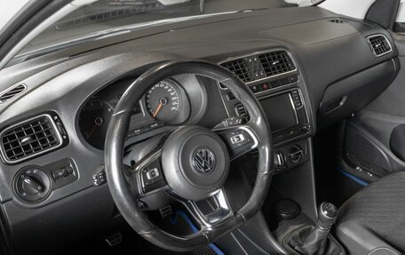 Volkswagen Polo VI (EU Market), 2018 год, 880 000 рублей, 5 фотография