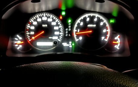 Toyota Land Cruiser Prado 120 рестайлинг, 2005 год, 2 250 000 рублей, 13 фотография