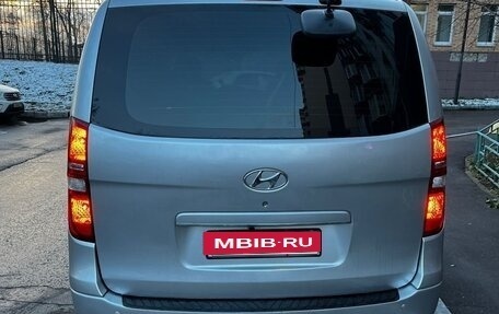 Hyundai Grand Starex Grand Starex I рестайлинг 2, 2008 год, 1 750 000 рублей, 12 фотография