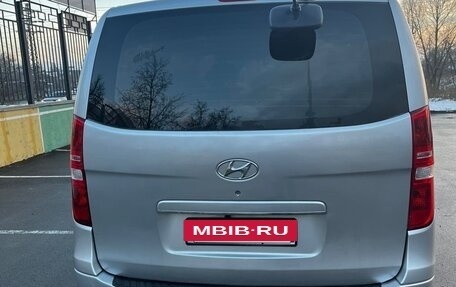 Hyundai Grand Starex Grand Starex I рестайлинг 2, 2008 год, 1 750 000 рублей, 18 фотография