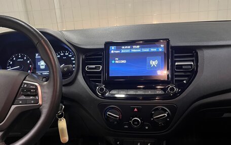 Hyundai Solaris II рестайлинг, 2021 год, 1 570 000 рублей, 3 фотография