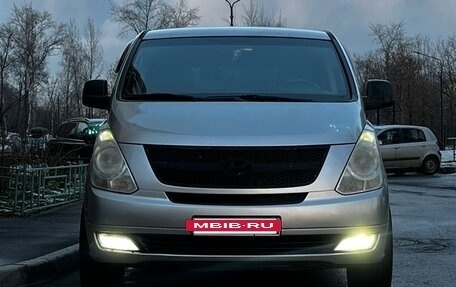 Hyundai Grand Starex Grand Starex I рестайлинг 2, 2008 год, 1 750 000 рублей, 29 фотография