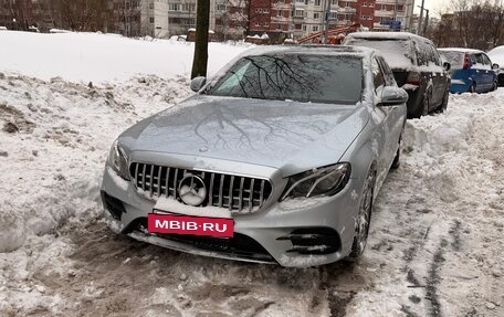 Mercedes-Benz E-Класс, 2016 год, 2 450 000 рублей, 4 фотография