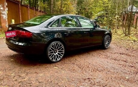 Audi A4, 2010 год, 1 050 000 рублей, 4 фотография