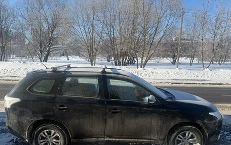 Mitsubishi Outlander III рестайлинг 3, 2012 год, 820 000 рублей, 6 фотография