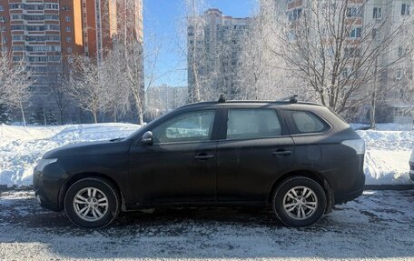 Mitsubishi Outlander III рестайлинг 3, 2012 год, 820 000 рублей, 4 фотография
