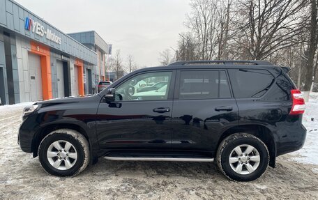 Toyota Land Cruiser Prado 150 рестайлинг 2, 2016 год, 3 500 000 рублей, 9 фотография