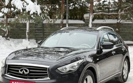 Infiniti QX70, 2016 год, 1 900 000 рублей, 6 фотография