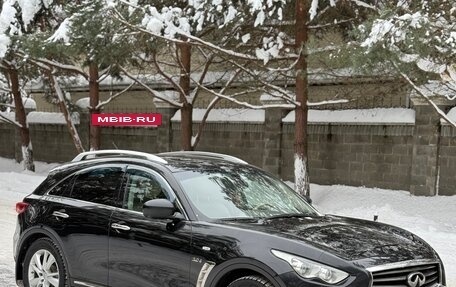 Infiniti QX70, 2016 год, 1 900 000 рублей, 3 фотография