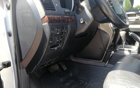 Toyota Land Cruiser 200, 2011 год, 2 800 082 рублей, 10 фотография