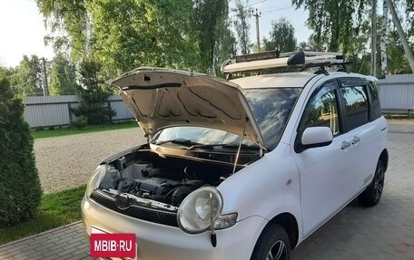 Toyota Sienta I, 2006 год, 695 000 рублей, 9 фотография