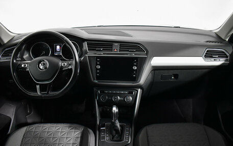 Volkswagen Tiguan II, 2017 год, 1 949 000 рублей, 13 фотография