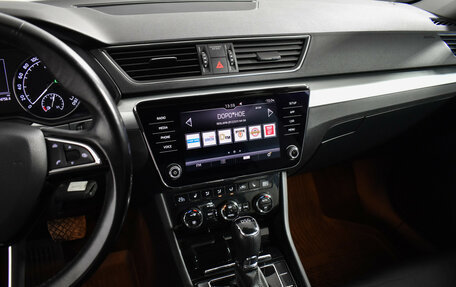 Skoda Superb III рестайлинг, 2018 год, 2 090 000 рублей, 16 фотография