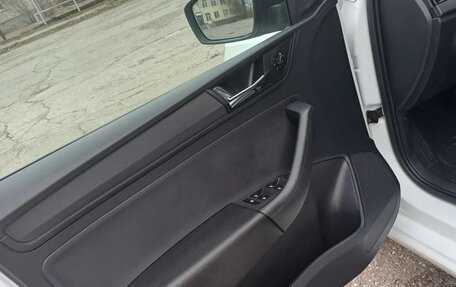 Skoda Rapid II, 2021 год, 1 300 000 рублей, 10 фотография