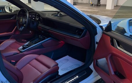 Porsche 911, 2020 год, 17 300 000 рублей, 10 фотография