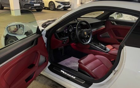 Porsche 911, 2020 год, 17 300 000 рублей, 14 фотография