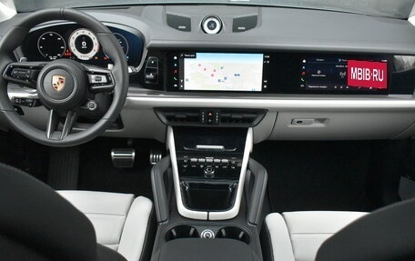 Porsche Cayenne III, 2025 год, 24 499 000 рублей, 15 фотография