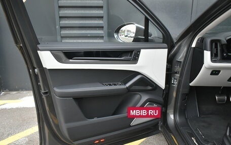 Porsche Cayenne III, 2025 год, 24 499 000 рублей, 24 фотография