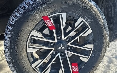 Mitsubishi Montero Sport, 2022 год, 3 699 000 рублей, 7 фотография