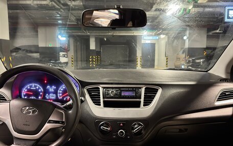 Hyundai Solaris II рестайлинг, 2020 год, 850 000 рублей, 10 фотография