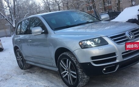 Volkswagen Touareg III, 2006 год, 855 000 рублей, 1 фотография