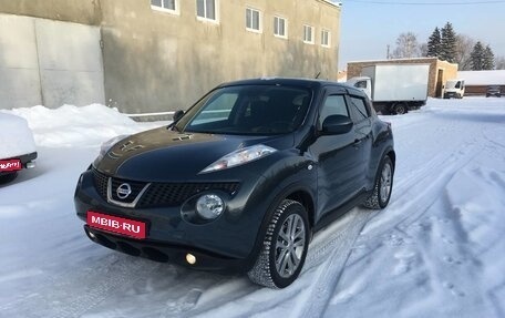 Nissan Juke II, 2011 год, 890 000 рублей, 1 фотография