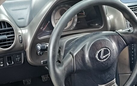 Lexus IS II рестайлинг 2, 1999 год, 990 000 рублей, 22 фотография