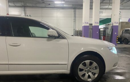 Skoda Superb III рестайлинг, 2012 год, 1 050 000 рублей, 16 фотография