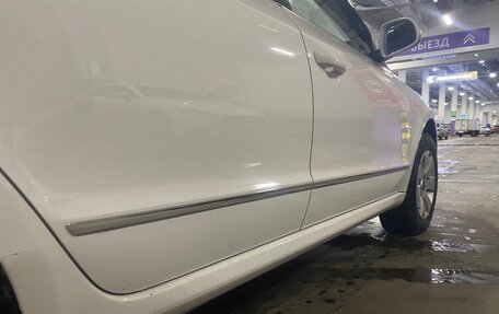 Skoda Superb III рестайлинг, 2012 год, 1 050 000 рублей, 13 фотография