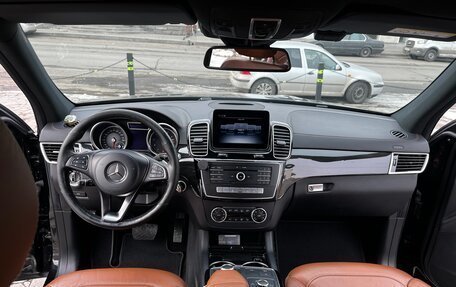 Mercedes-Benz GLS, 2018 год, 4 850 000 рублей, 15 фотография