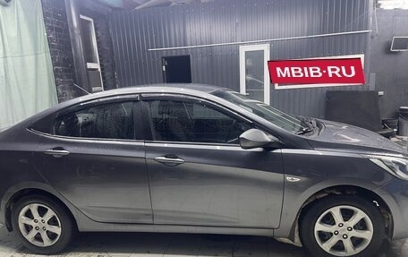 Hyundai Solaris II рестайлинг, 2011 год, 650 000 рублей, 6 фотография